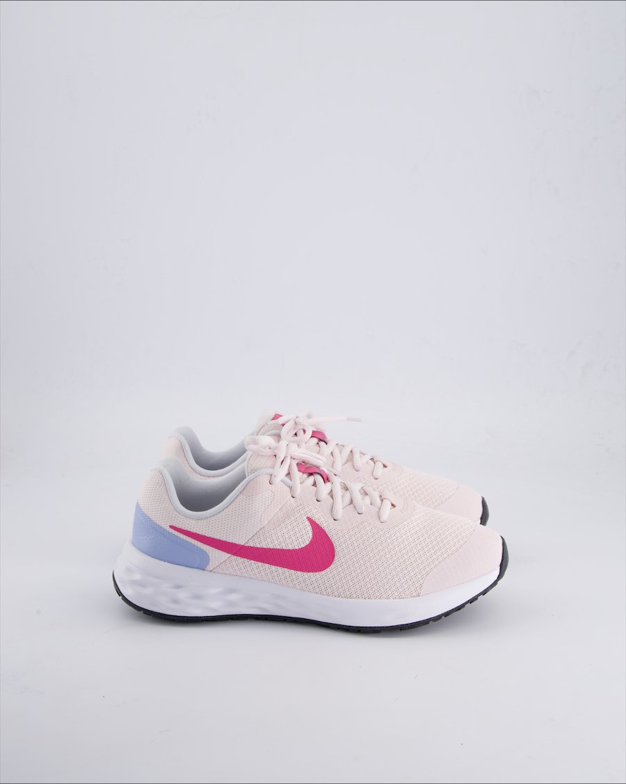 Nike Revolution 6 Nn Trainers Cloth Pink 38 EU