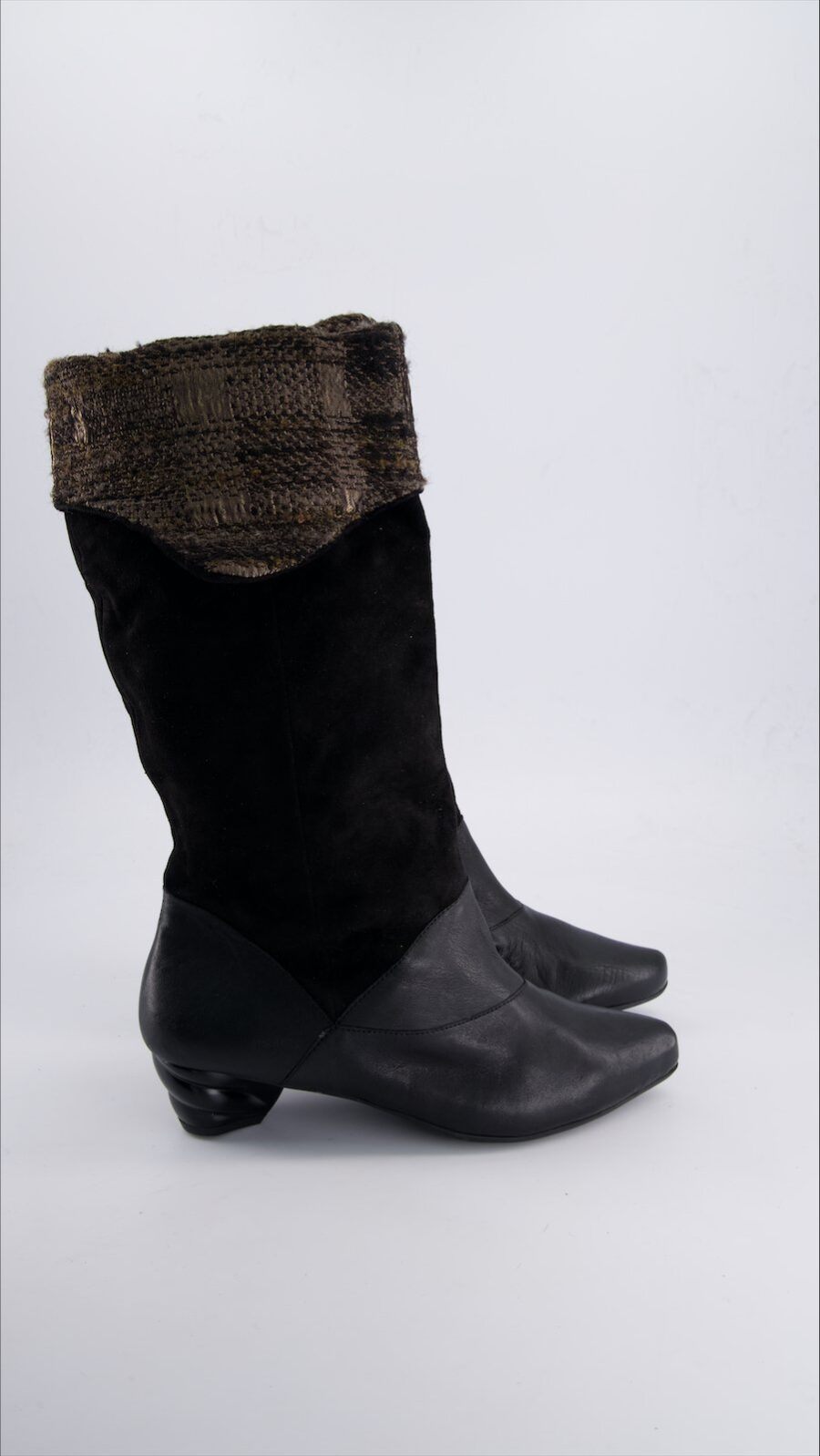 Think! Boots Suede Black 40 EU