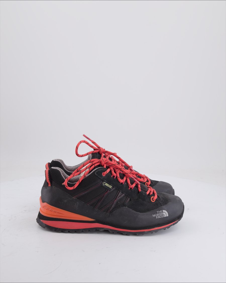 The North Face Trainers Leather Black EU 38