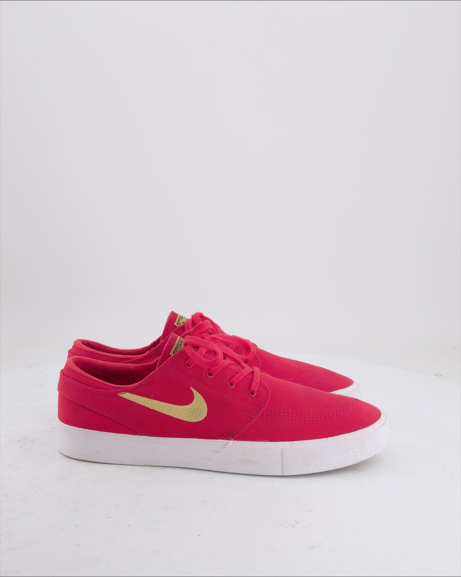 Nike Sb Trainers Cloth Red Eu 44.5