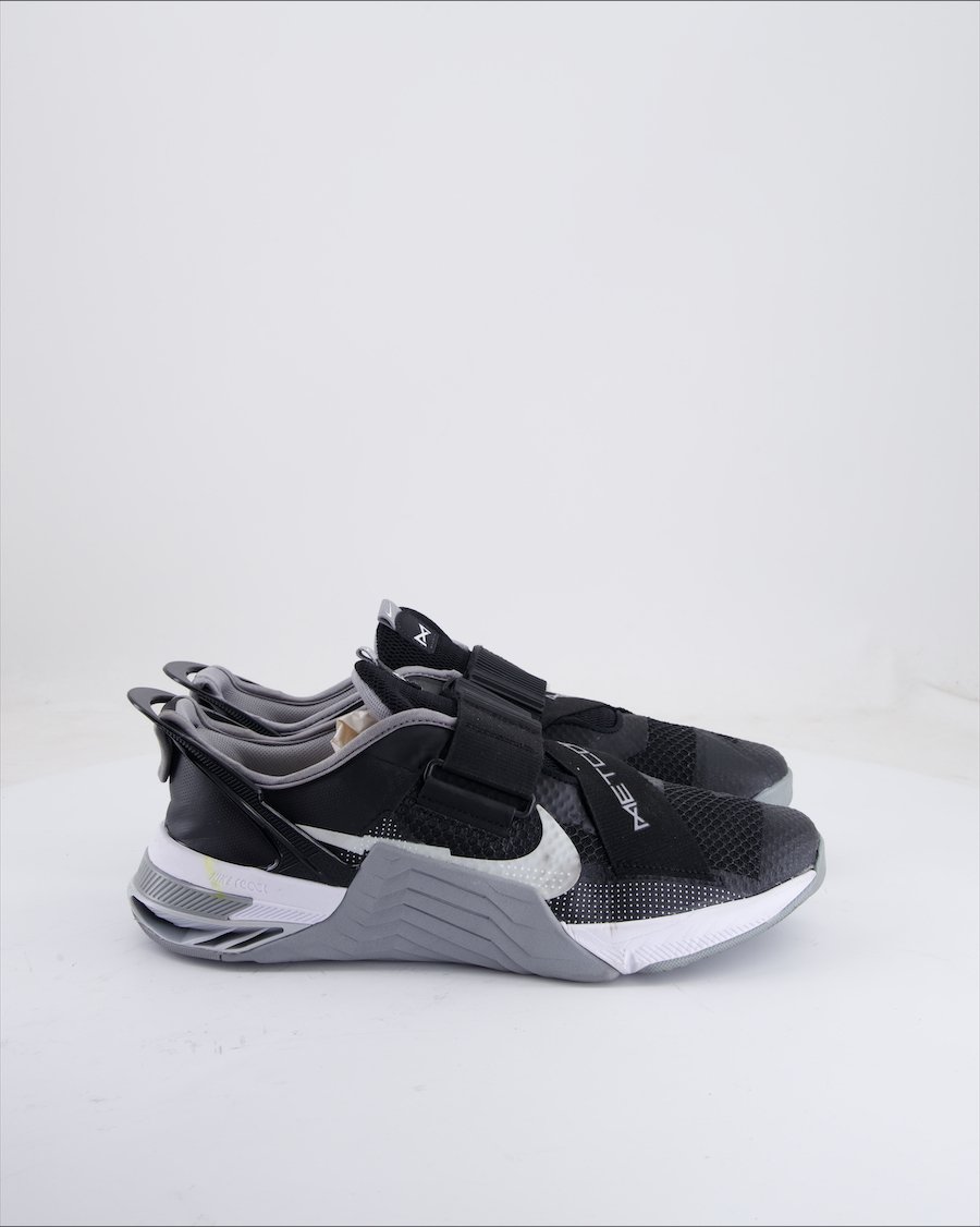 Nike Trainers Cloth Black 45 EU