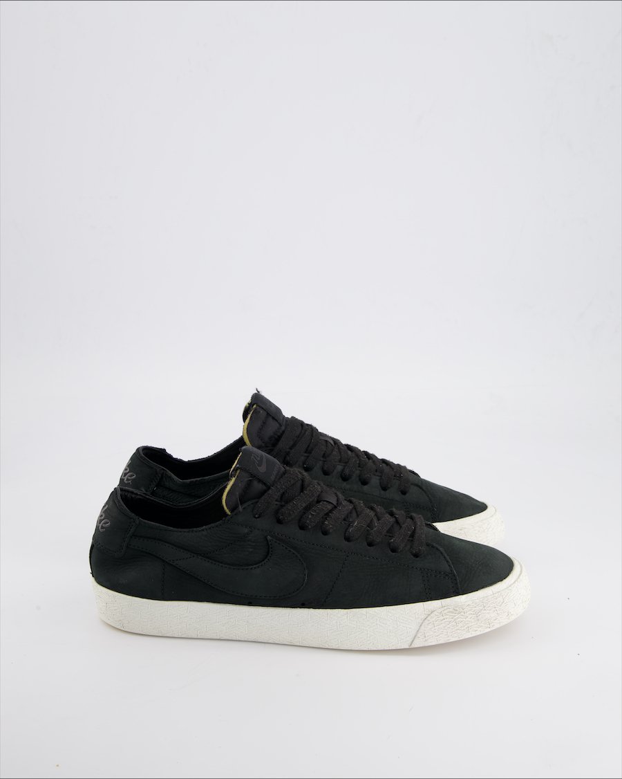 Nike Trainers Leather Black 42 EU
