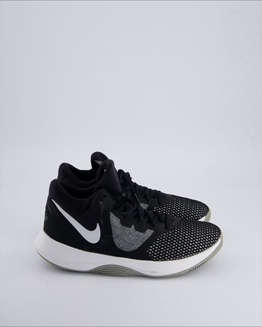 Nike Trainers Leather Black 41 EU