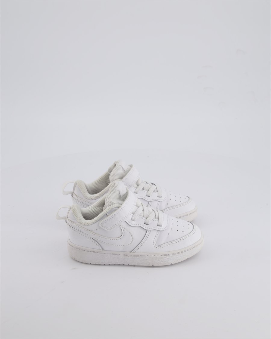 Nike Trainers Leather White 26 EU