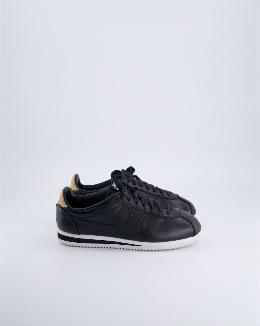 Nike Cortez Trainers Leather Black 40.5 EU