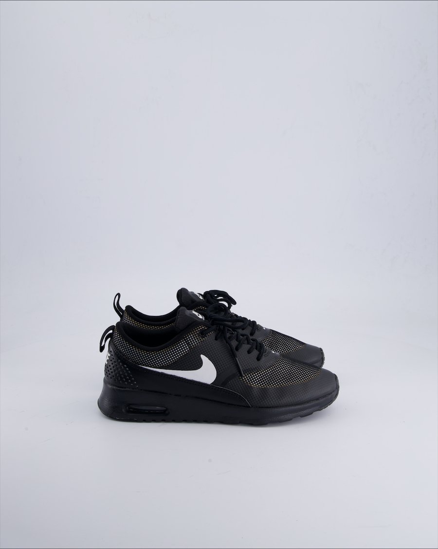Nike WMNS Air Max Thea Trainers Leather Black 38 EU