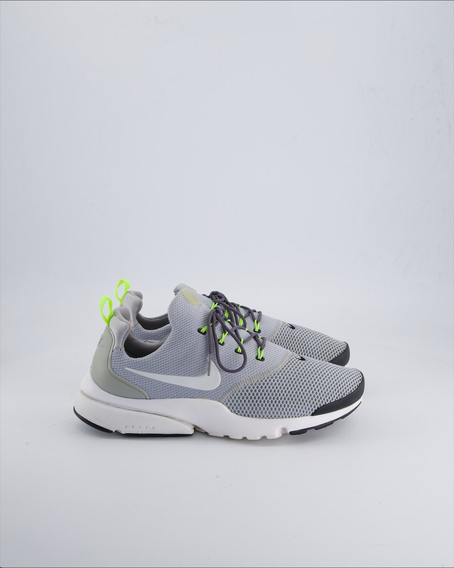 Nike Presto Fly Trainers Cloth Grey 43 EU