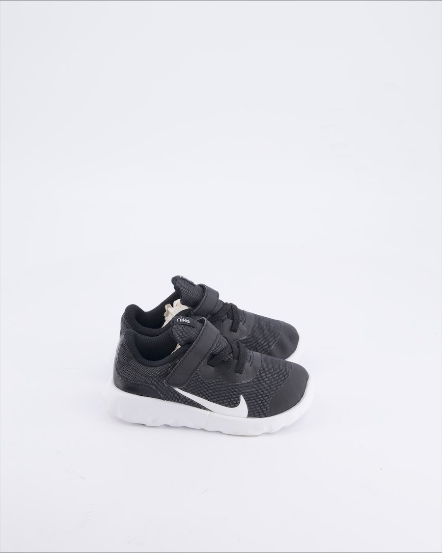 Nike Trainers Cloth Black 25 EU