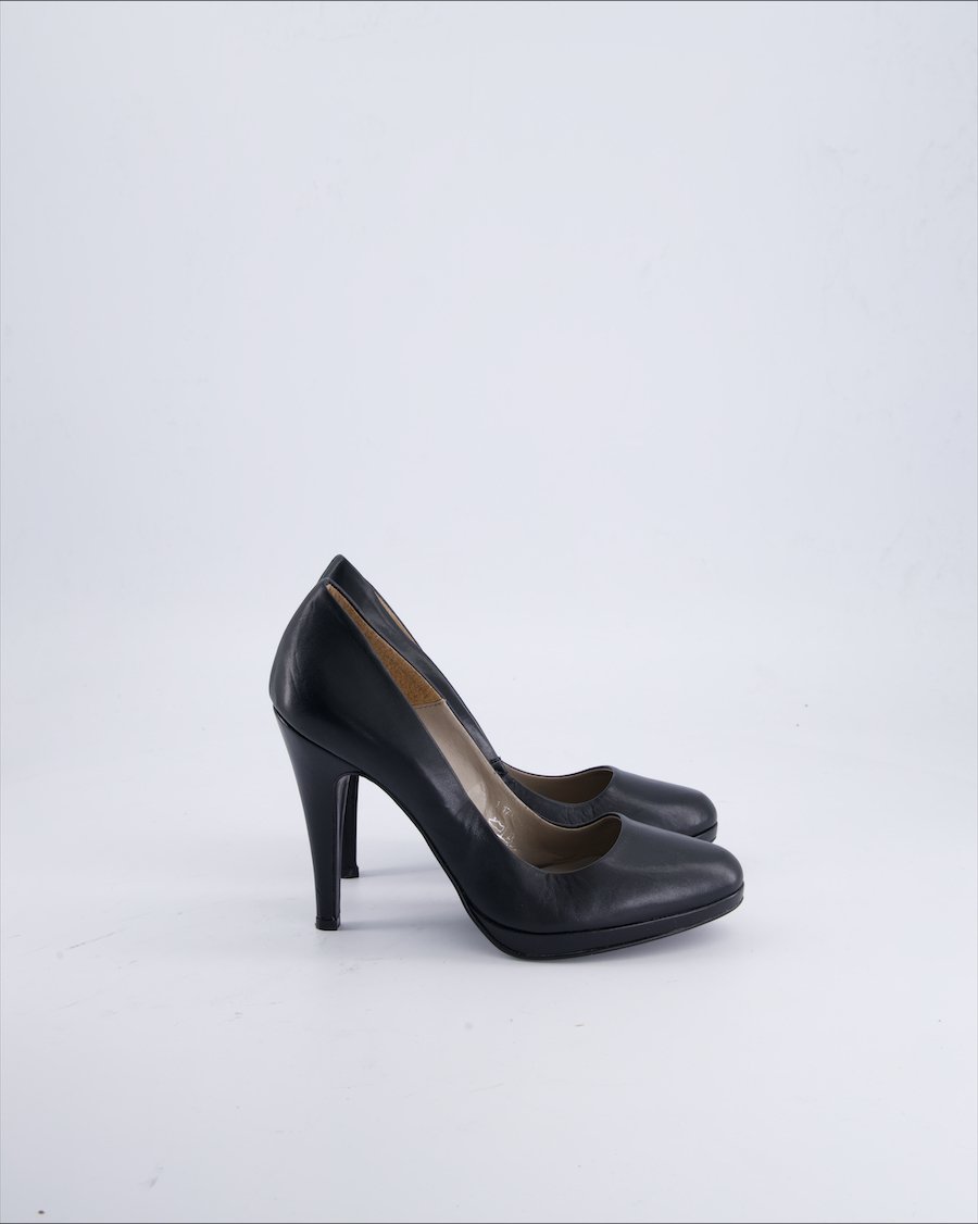 5Th Avenue Heels Leather Black 37 EU