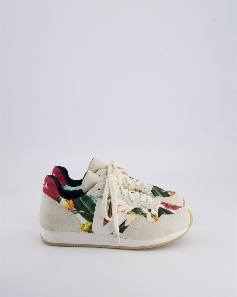 Veja Trainers Suede White 37 EU