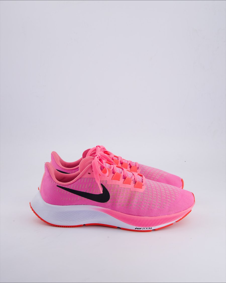 Nike Trainers Cloth Pink 42.5 EU