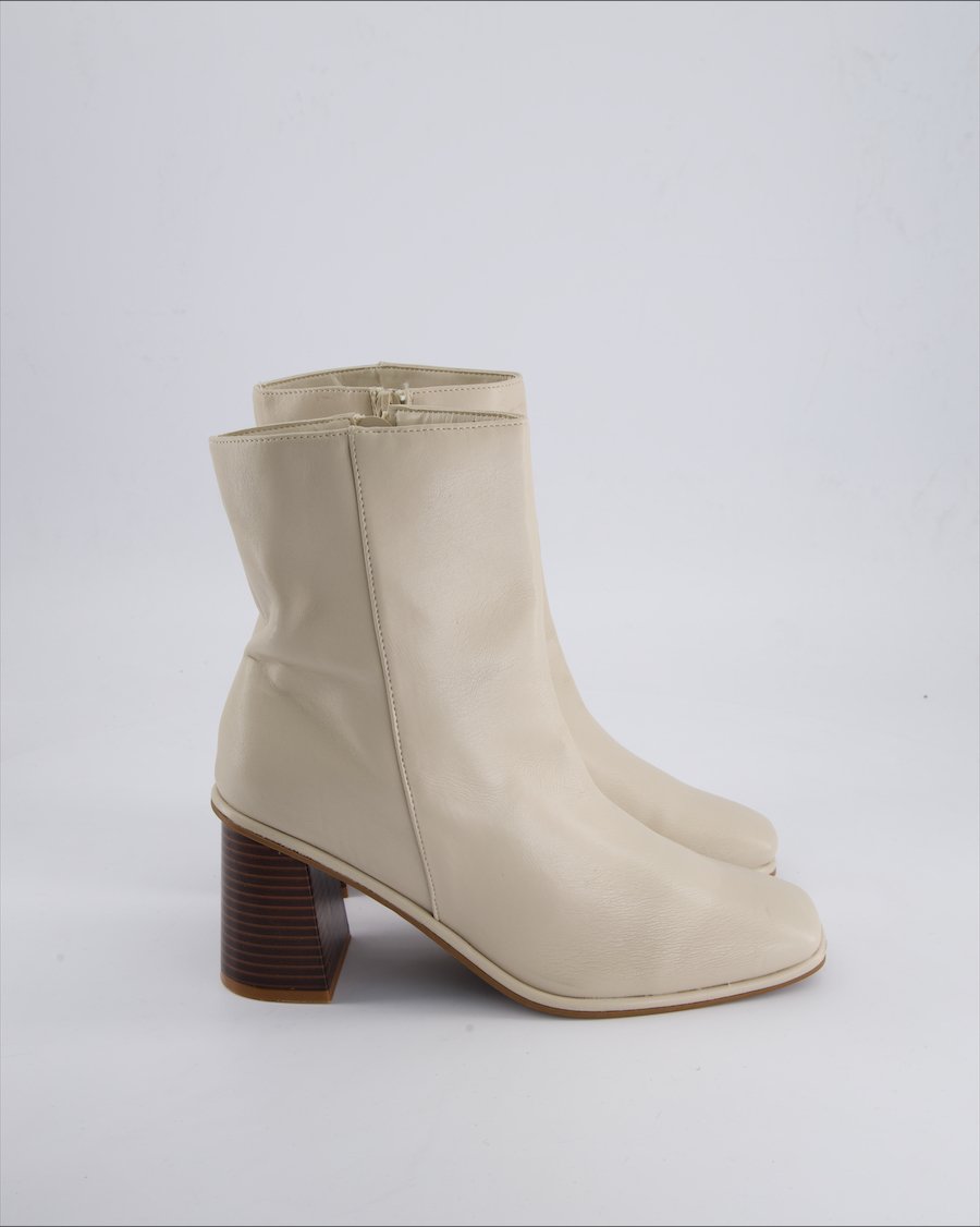 C&A Ankle boots Polyurethane Beige 40 EU