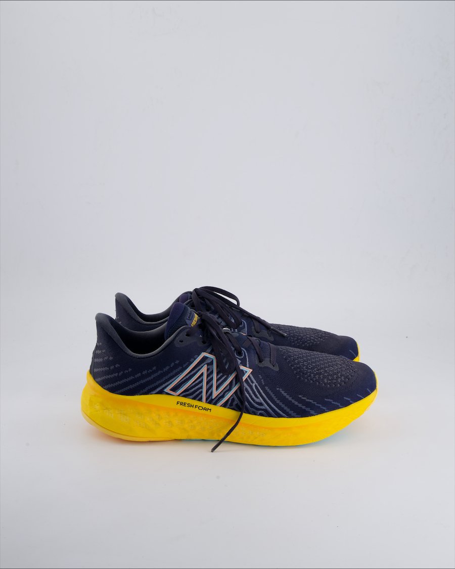 New Balance Fresh Foam Trainers Cloth Blue 44.5 EU