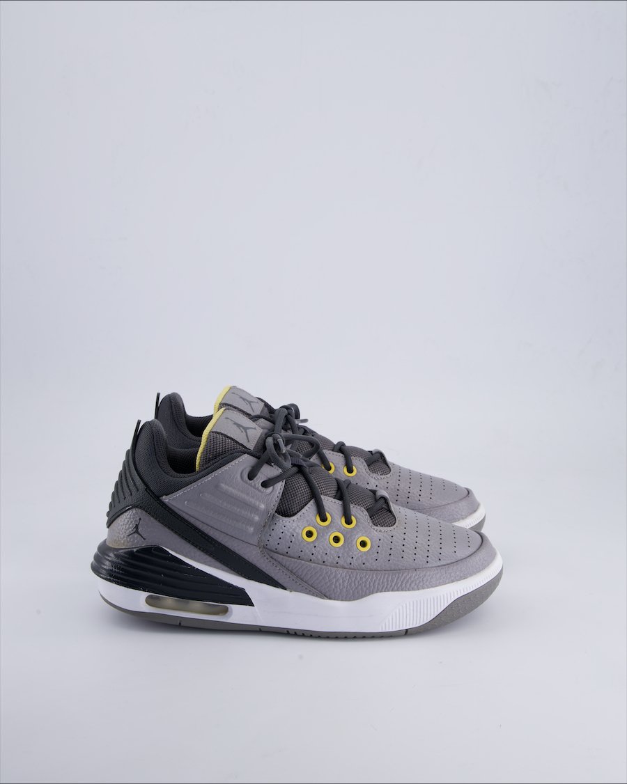 Jordan Max Aura 5 Trainers Leather Grey 39 EU