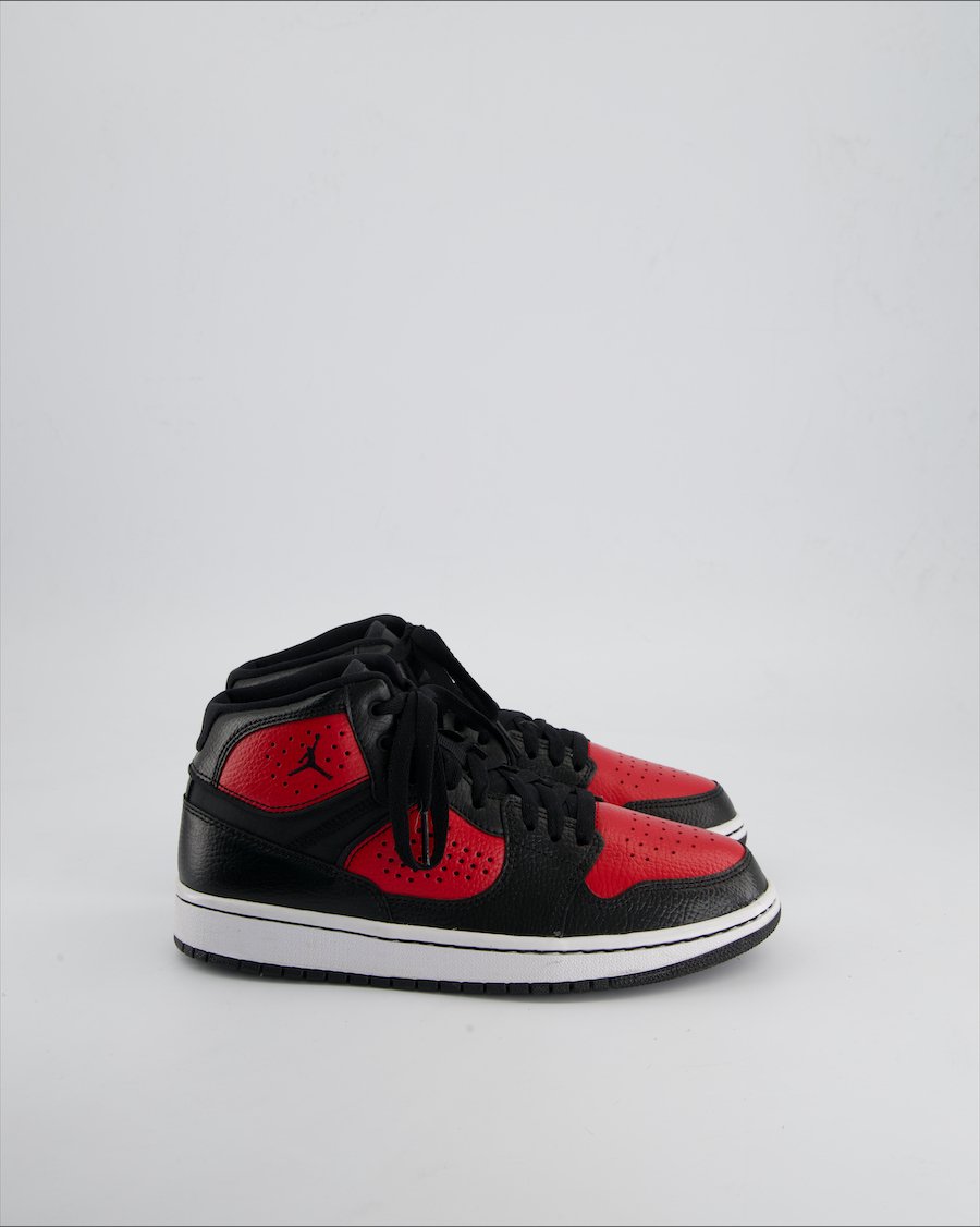 Jordan Access Trainers Leather Red 38.5 EU