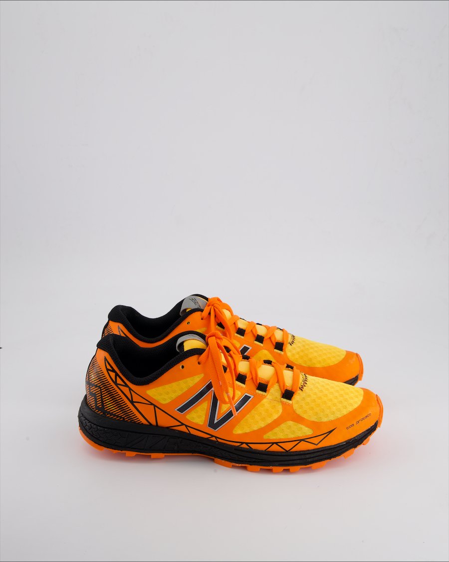 New Balance Vazee Summit Low trainers Cloth Orange 42 EU