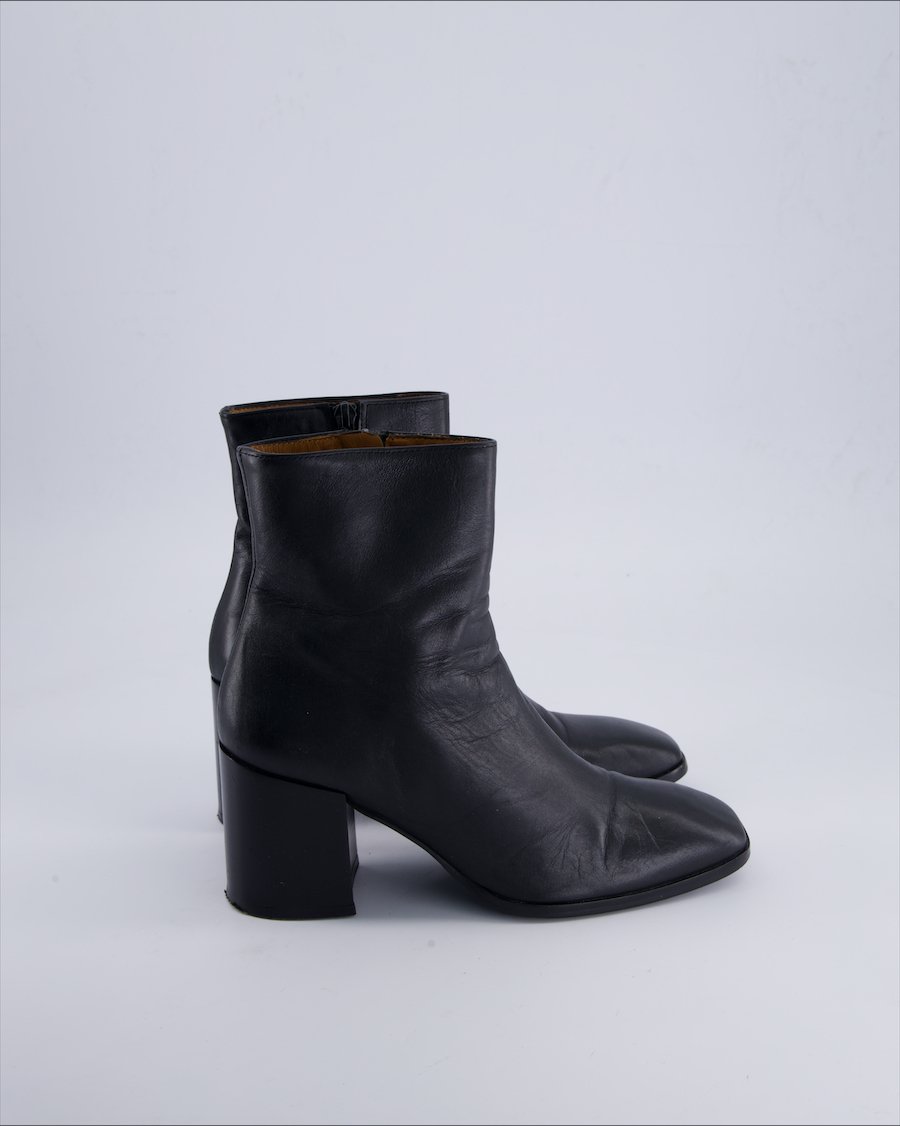 Unbranded Ankle boots Leather Black 38 EU