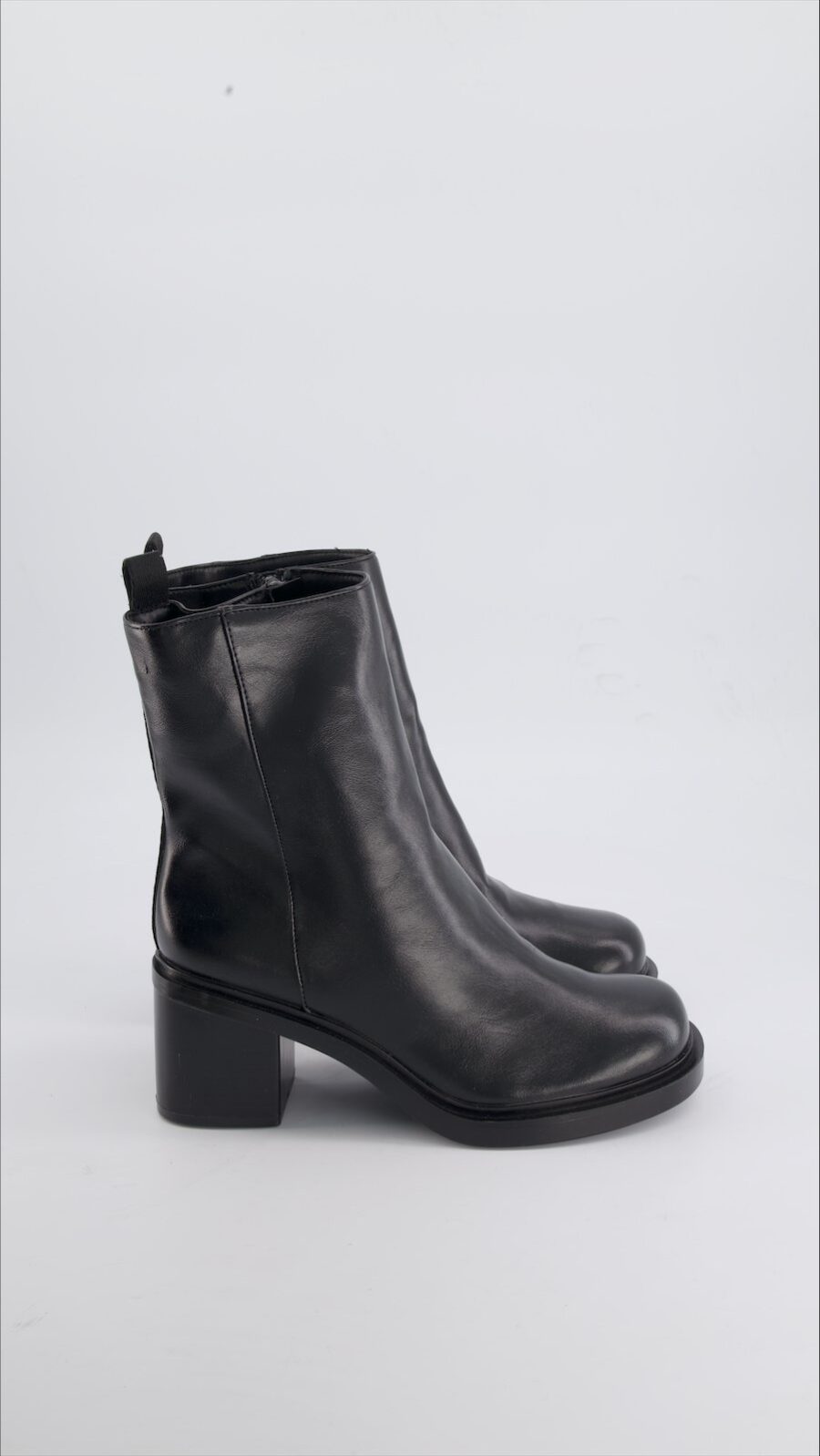Zara Others Vegan leather Black 38 EU