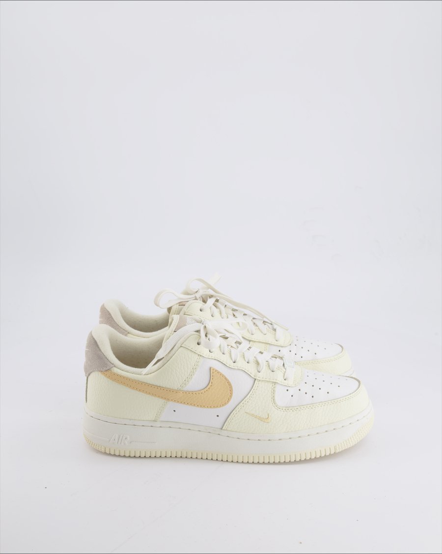 Nike Af1 Trainers Leather Beige 40.5 EU