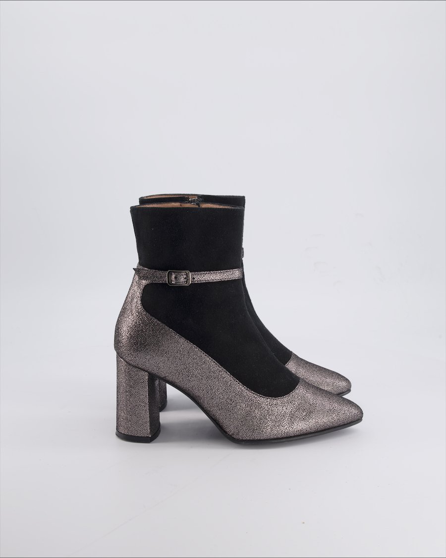 Mot Cle Others Suede Black 37 EU