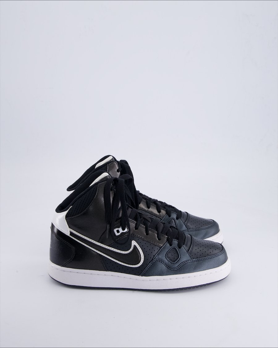 Nike Trainers Leather Black 39 EU