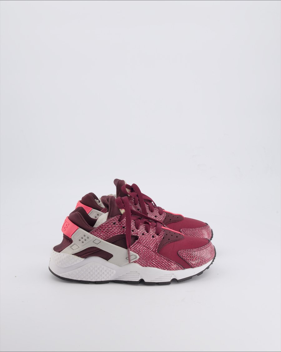 Nike Huarache Trainers Leather Burgundy 38.5 EU