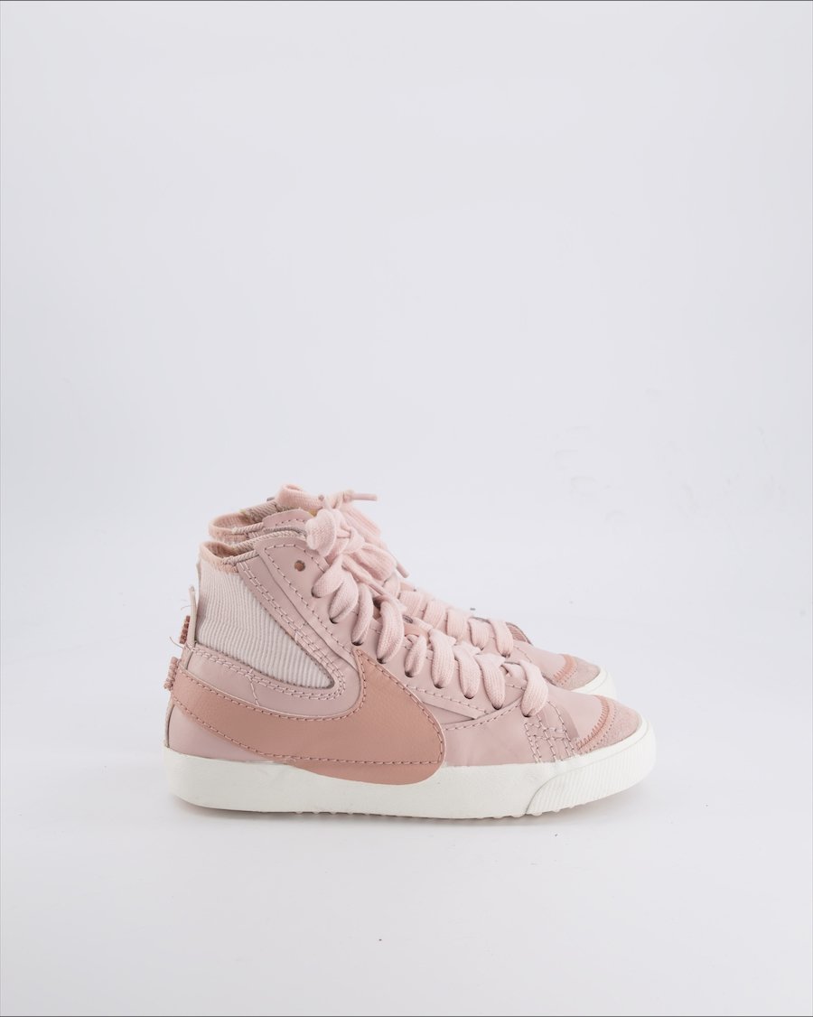 Nike Trainers Leather Pink 37 EU