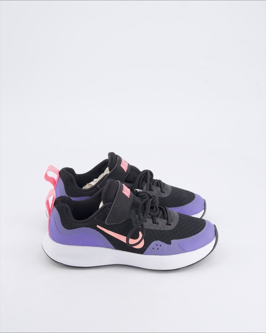 Nike Lace-up trainers Cloth Purple EU 31