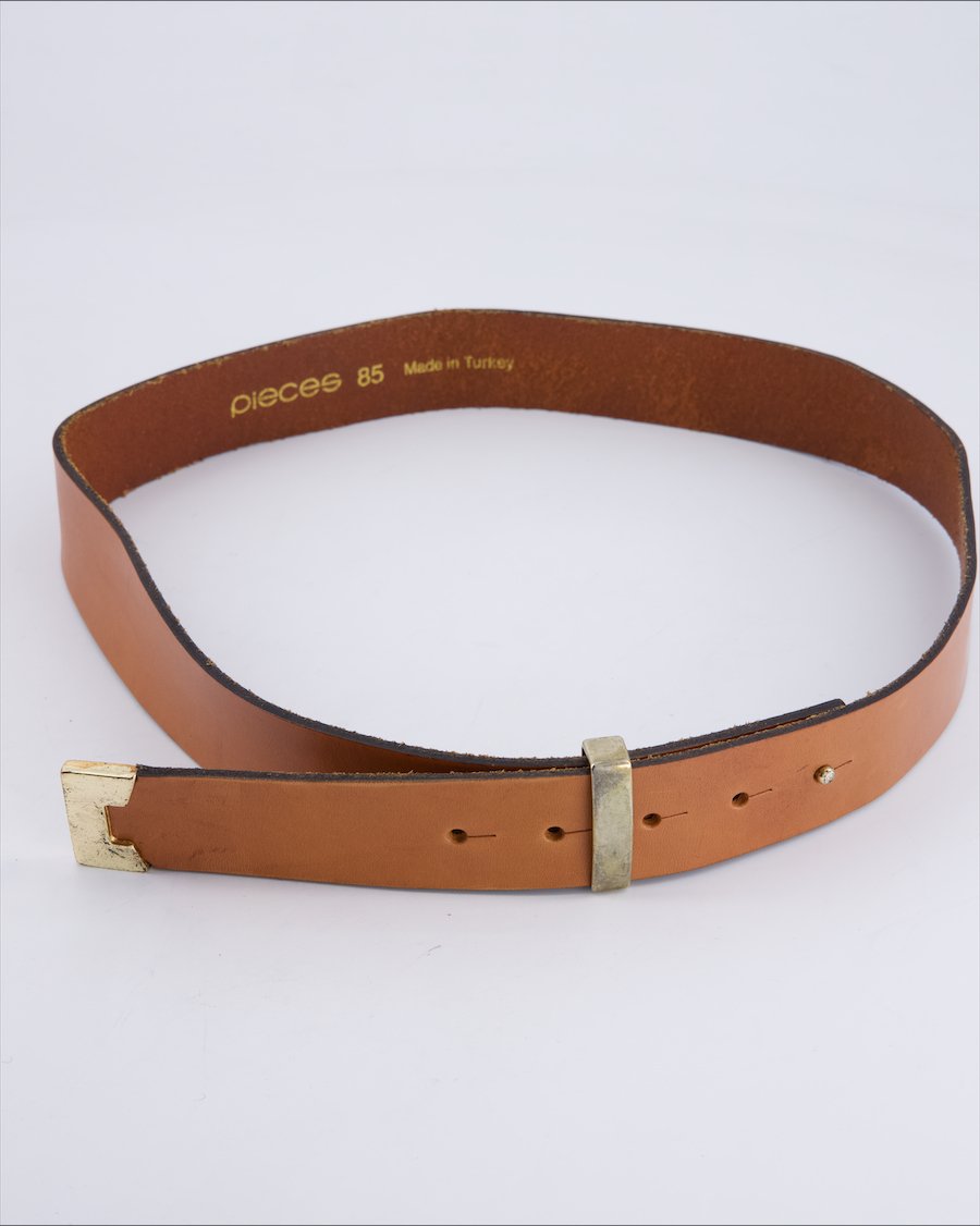 Pieces Chains Leather Camel 85 cm