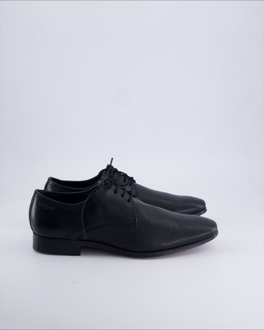 Bugatti Lace ups Leather Black 43 EU