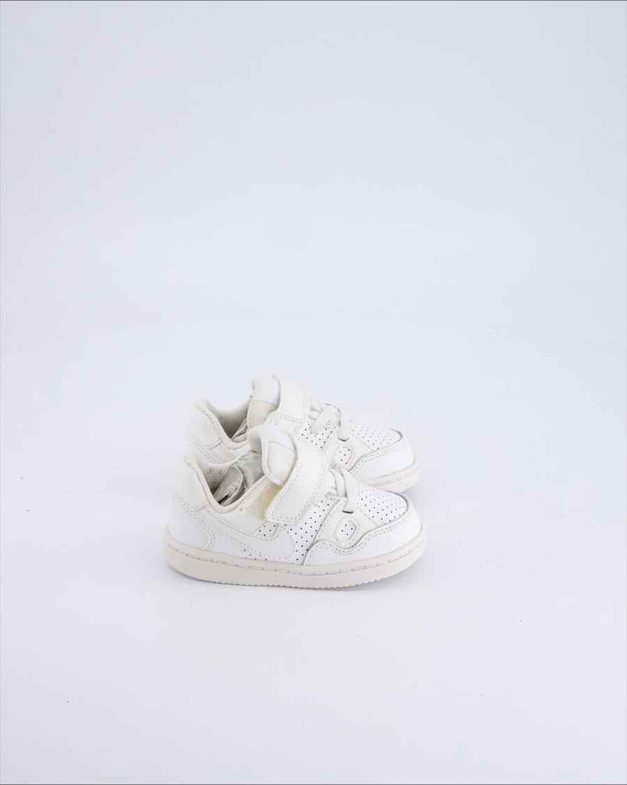 Nike Hook-and-loop trainers Leather White 21 EU