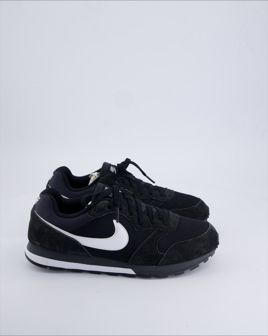 Nike Runner Low trainers Cloth Black 42.5 EU