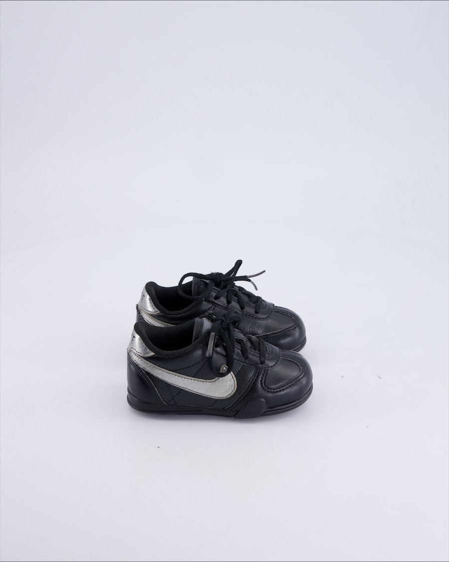 Nike Lace-up trainers Leather Black 21 EU