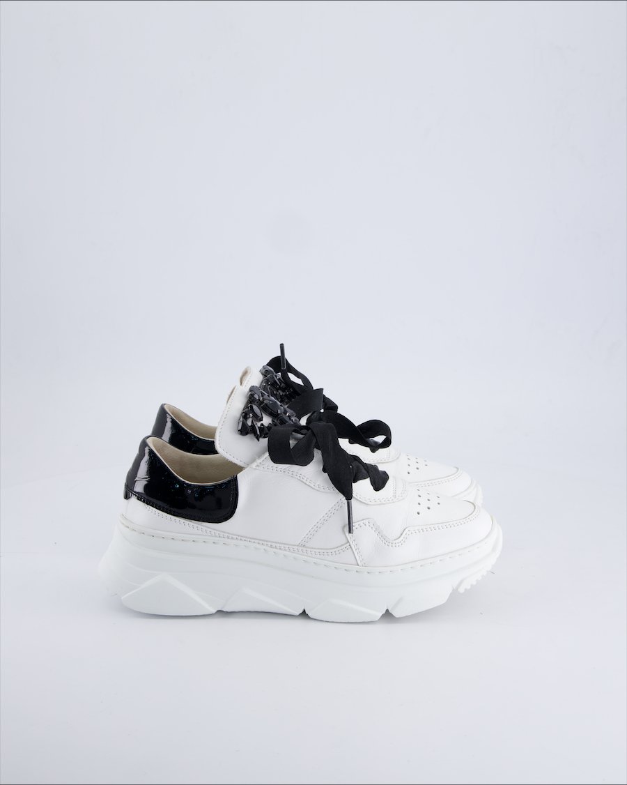 1874 By Walder Trainers Leather White 35 EU