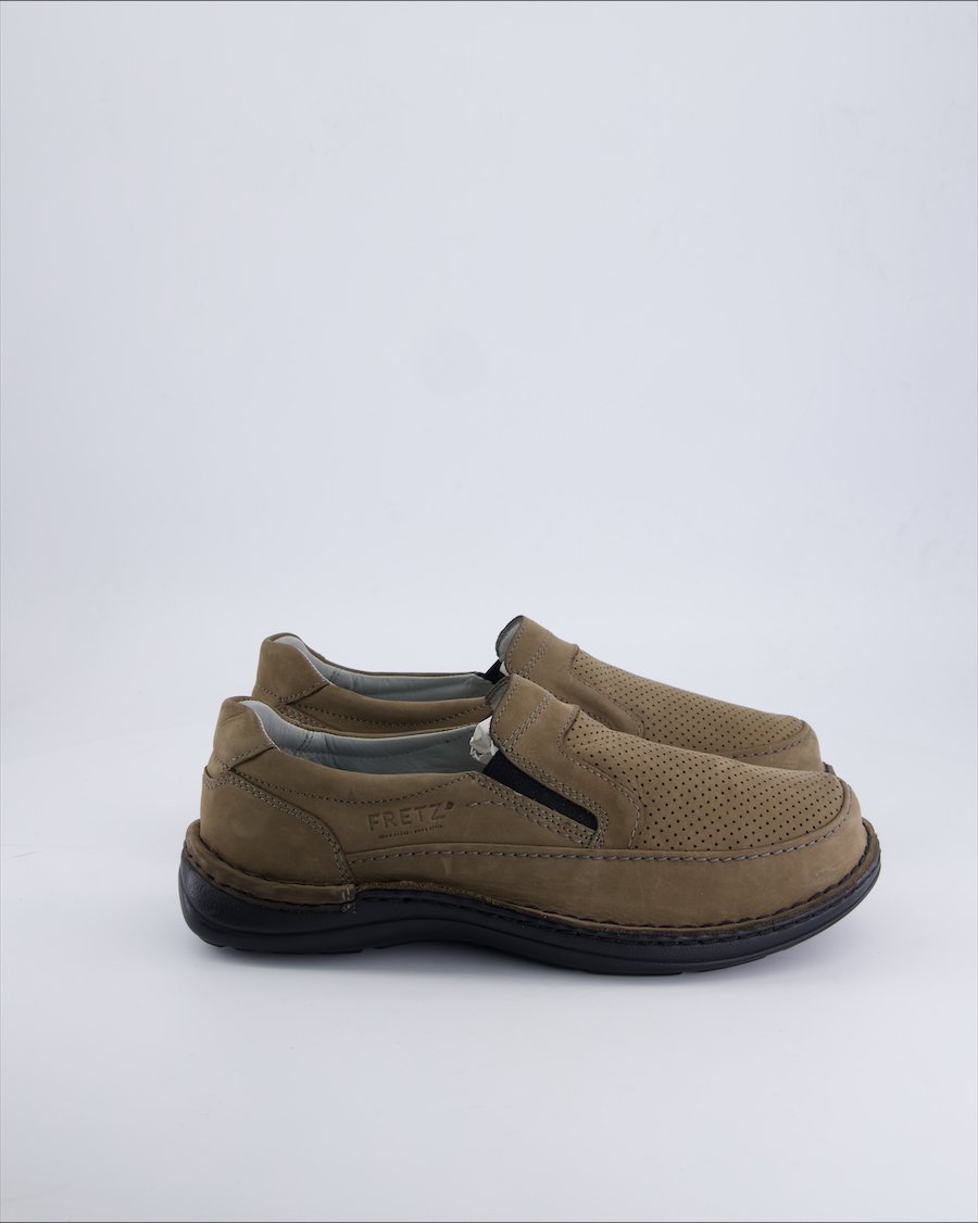 Fretz Men Flats Suede Khaki 42 EU