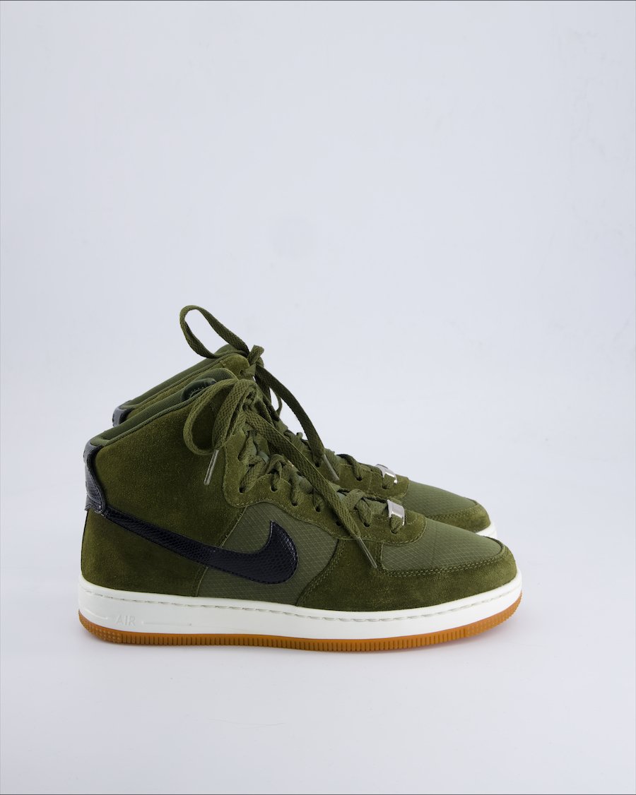 Nike Wmns Air Force 1 Ultra Force Mid Trainers Suede Green 38.5 EU