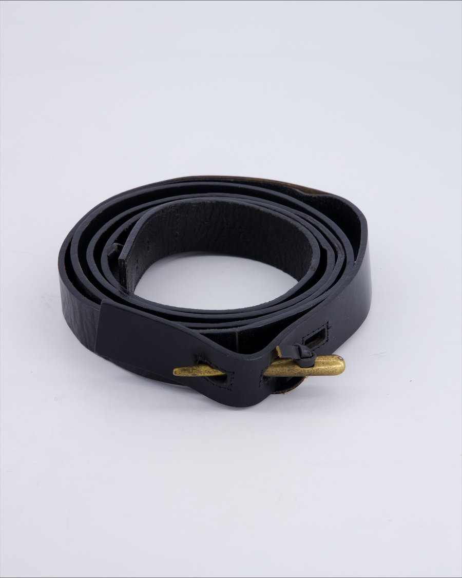Ischiko Chains Leather Black 80 cm
