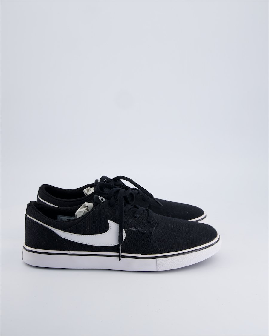 Nike SB Portmore Trainers Cloth Black 43 EU