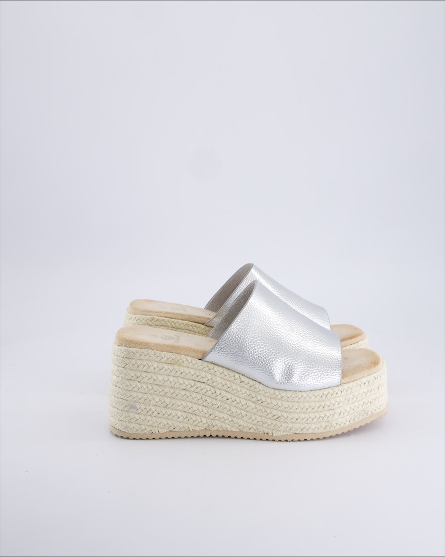 Givana Heels Vegan leather Silver 39 EU