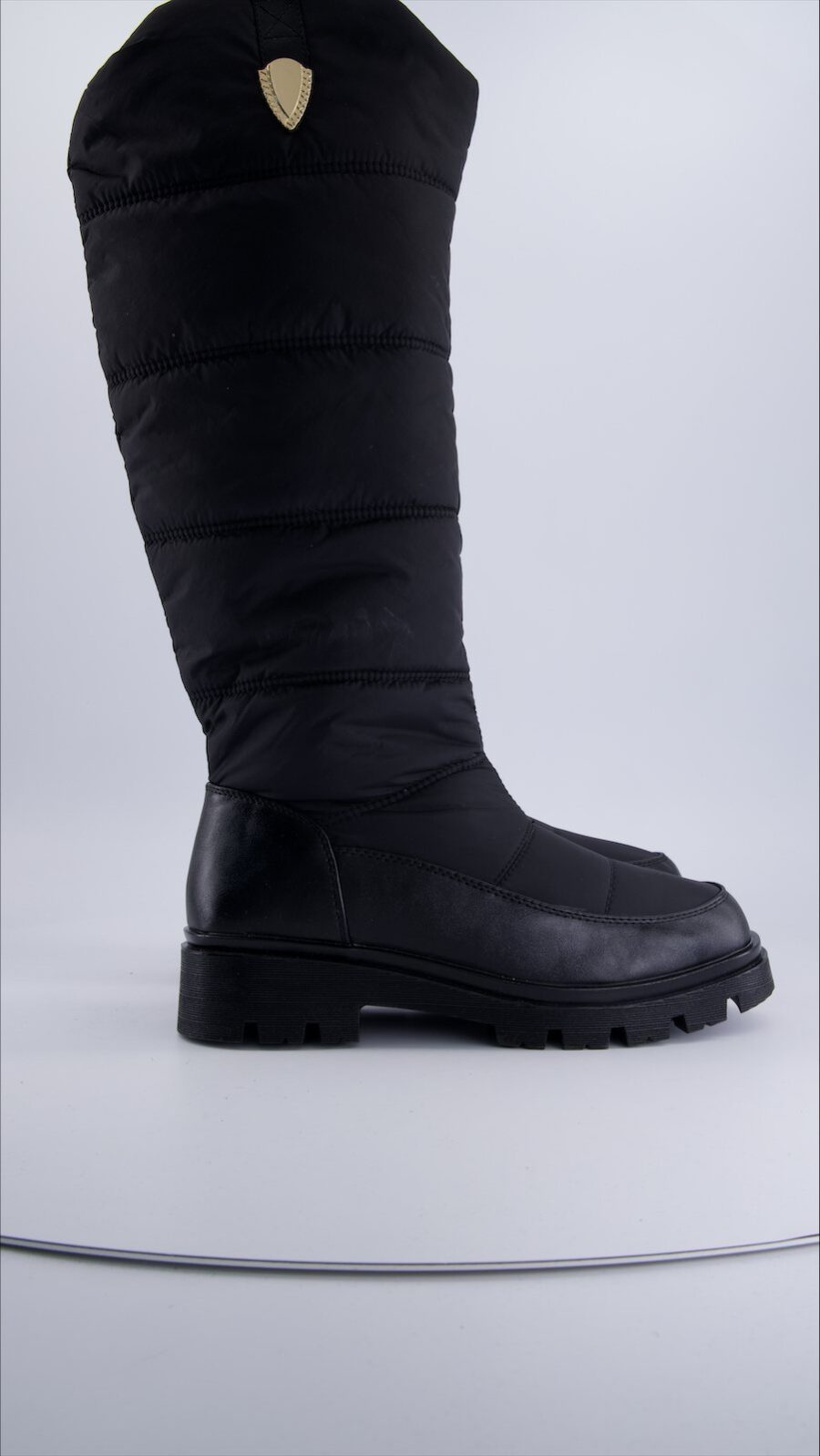 Unbranded Snow boots Polyester Black 42 EU