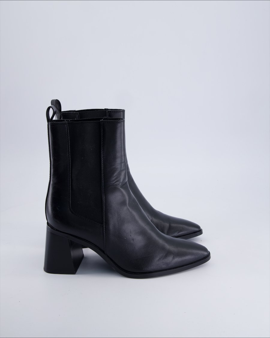 Zara Ankle Boots Vegan leather Black 38 EU