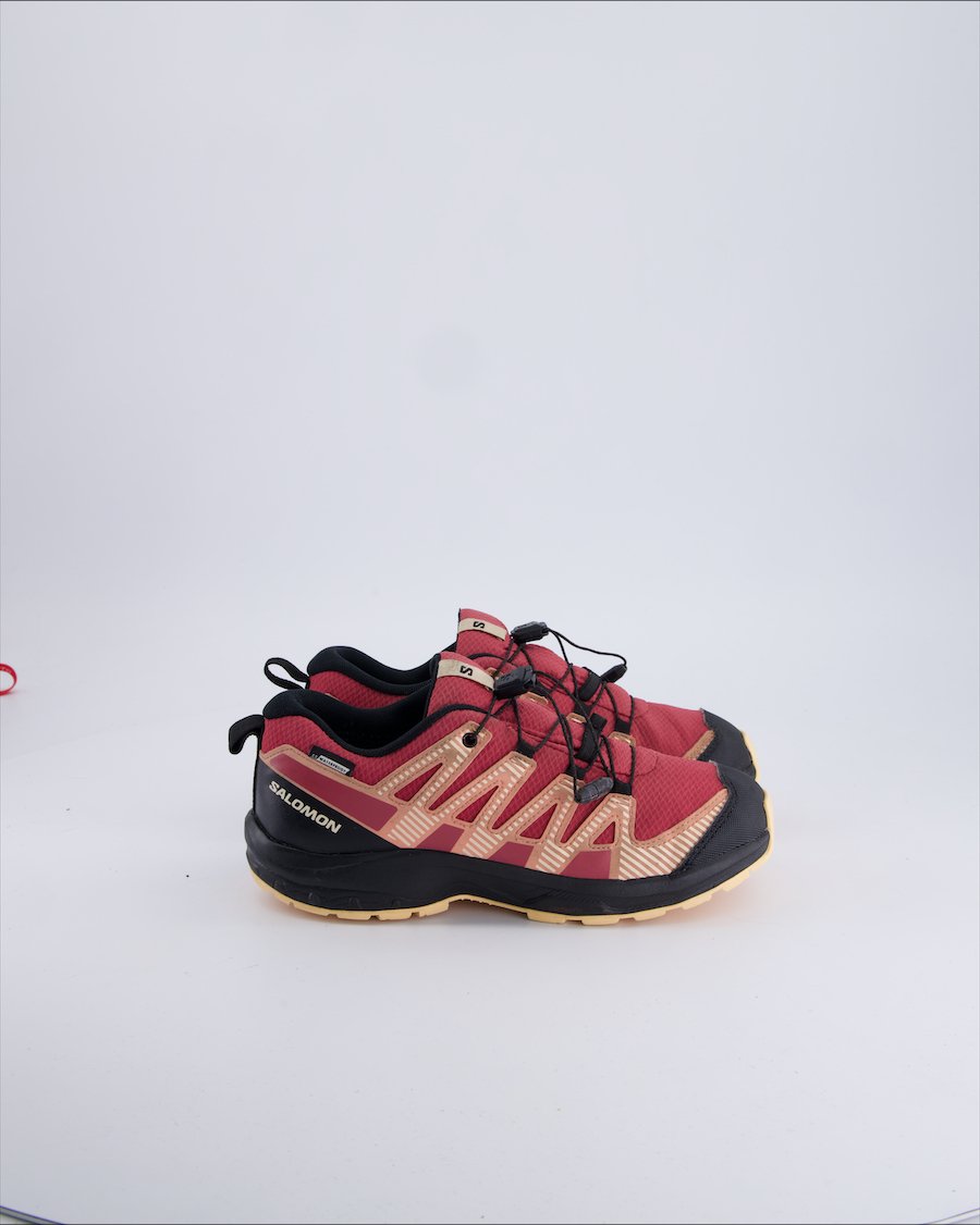 Salomon Trainers Cloth Pink 36 EU