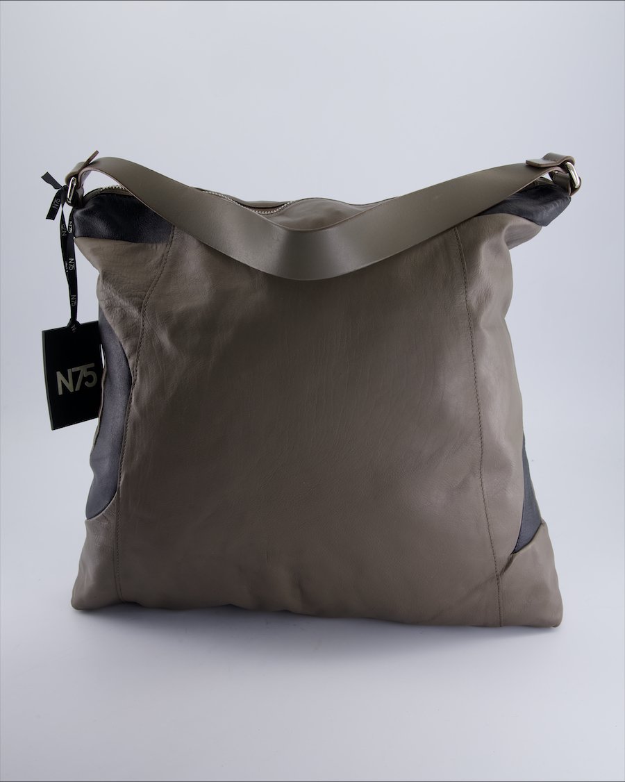 N75 Handbags Leather Brown