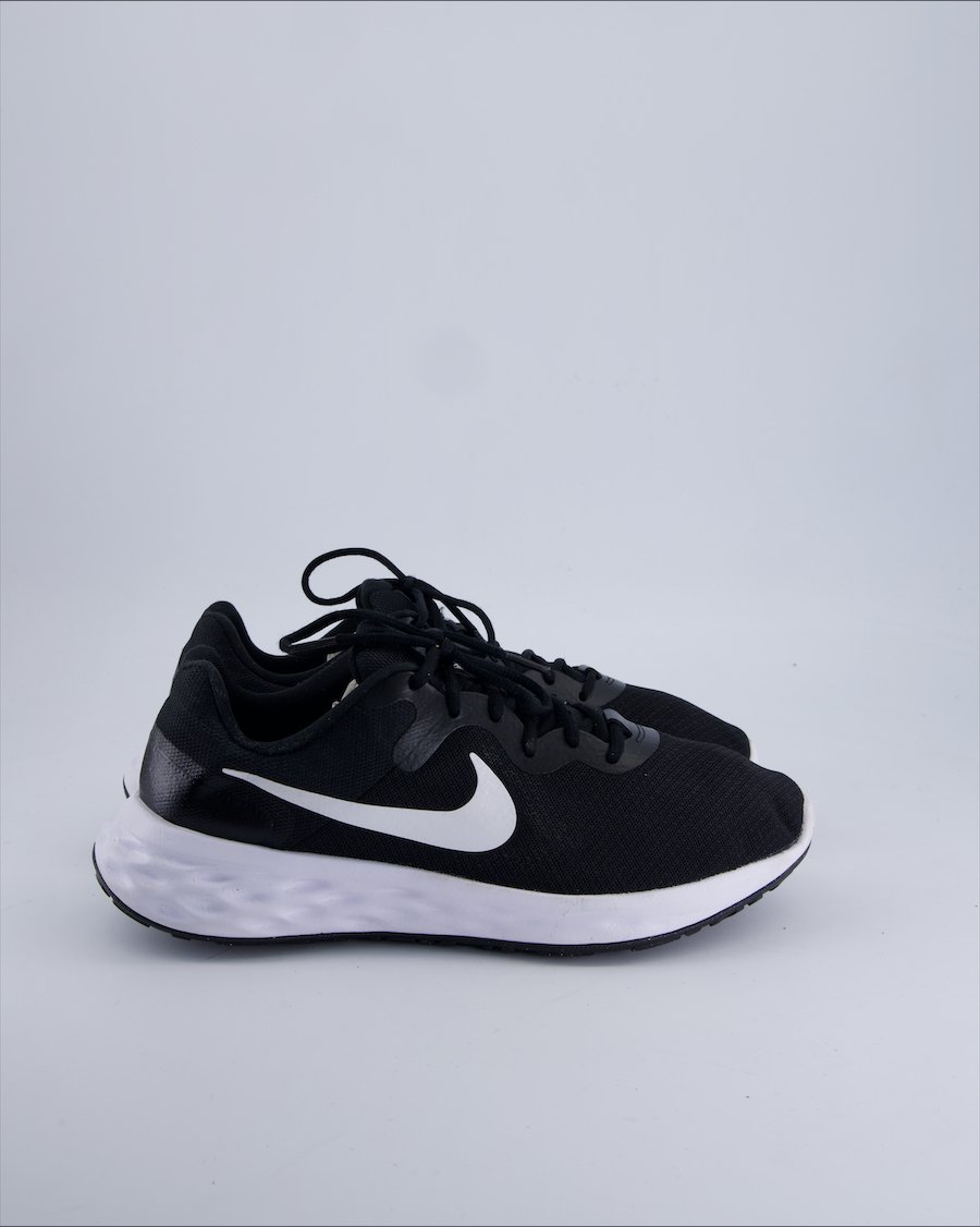 Nike Revolution 6 Low trainers Cloth Black 45 EU