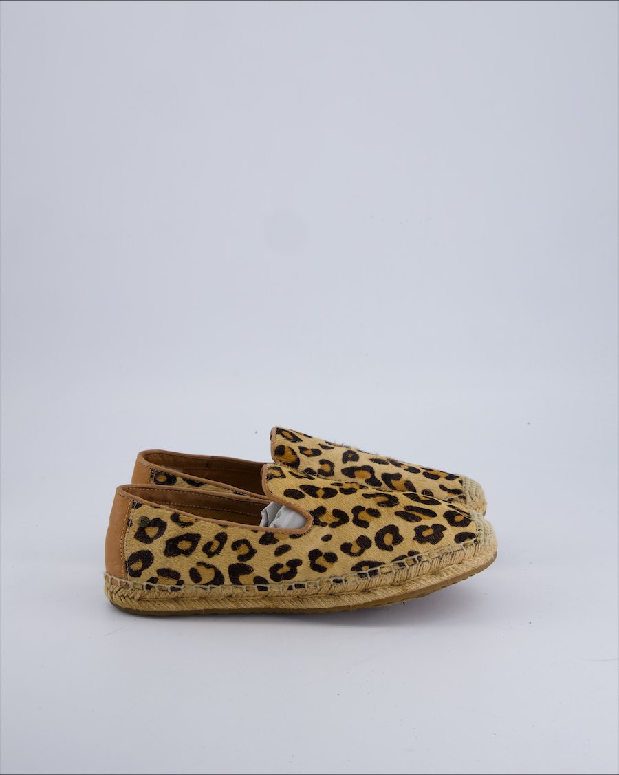 UGG Espadrilles Synthetic Camel 37 EU