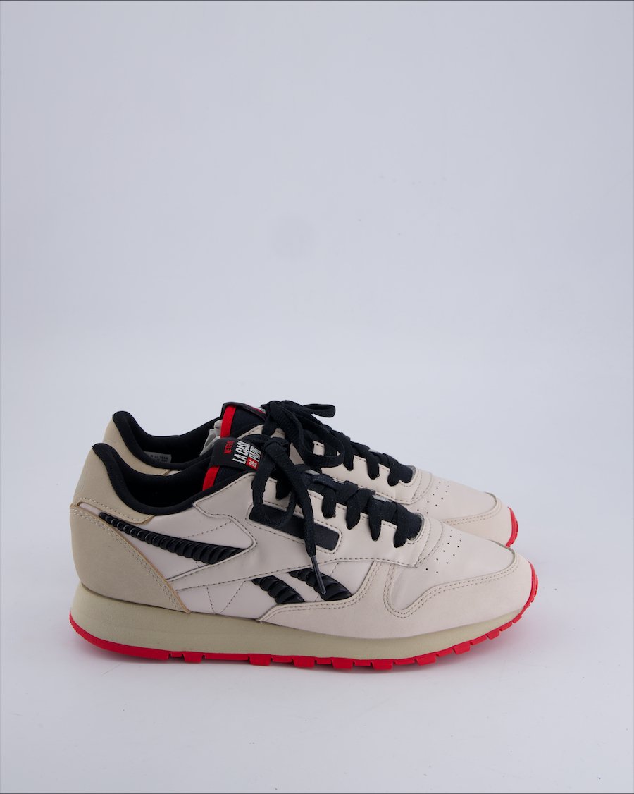 Reebok x La Casa De Papel Low trainers Leather Beige 40 EU