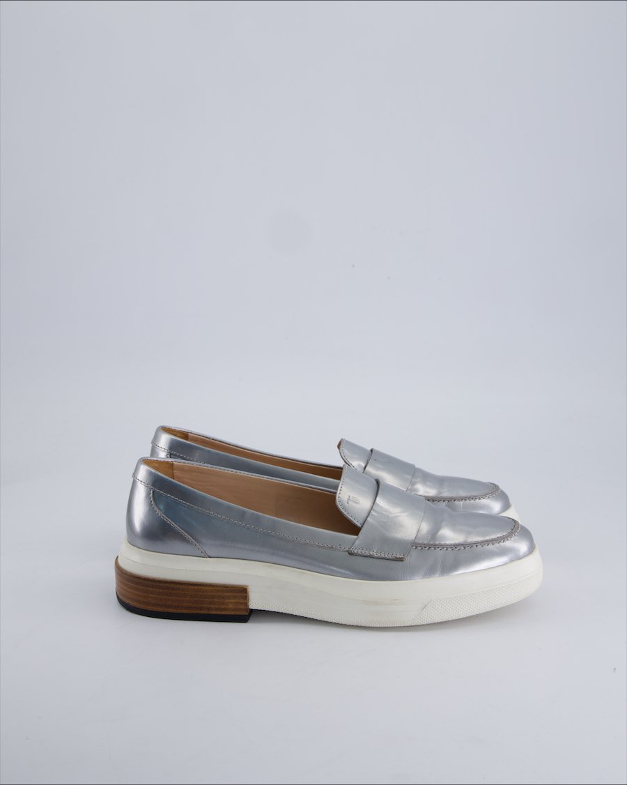 Tod's Flats Leather Silver 38.5 EU