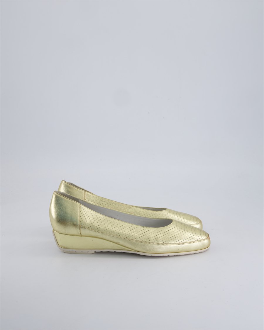 Bruno Magli Sandals Leather Gold 37.5 EU