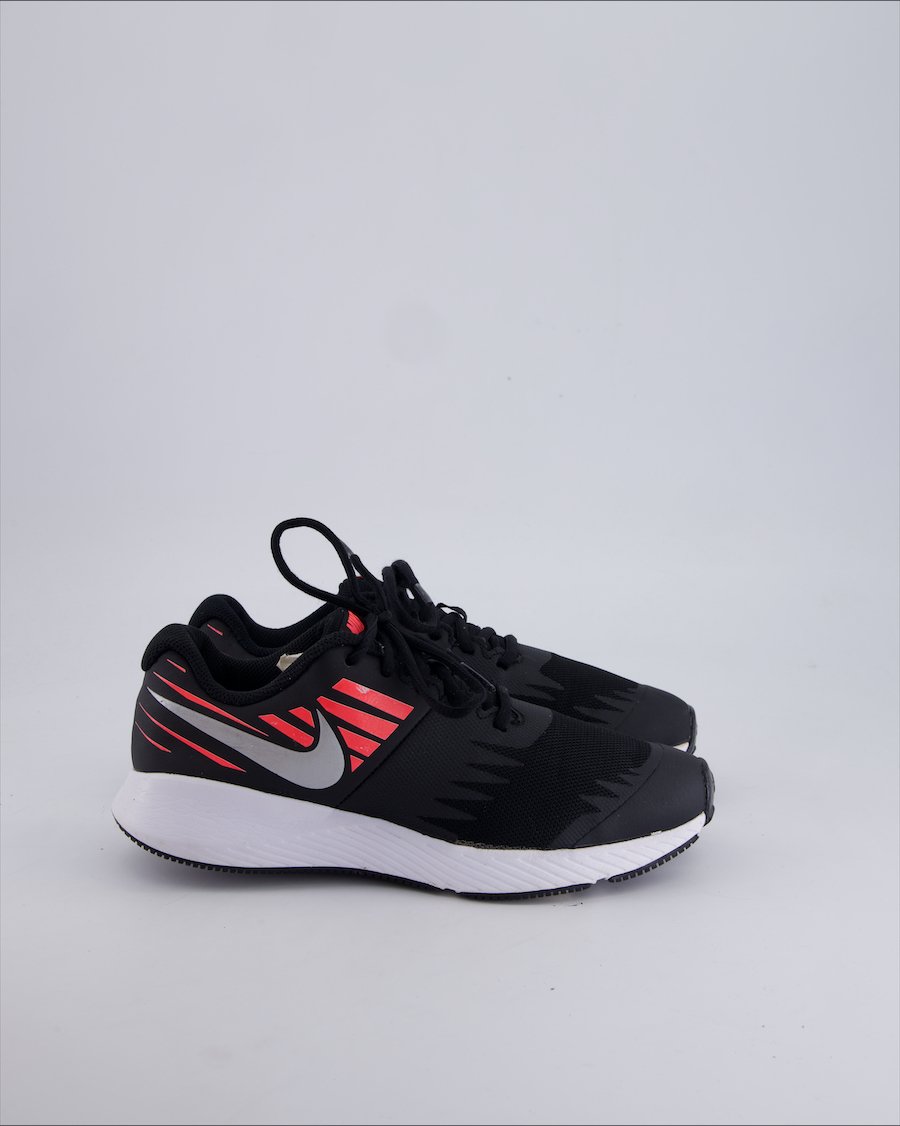 Nike Star Runner Trainers Cloth Black 38 EU