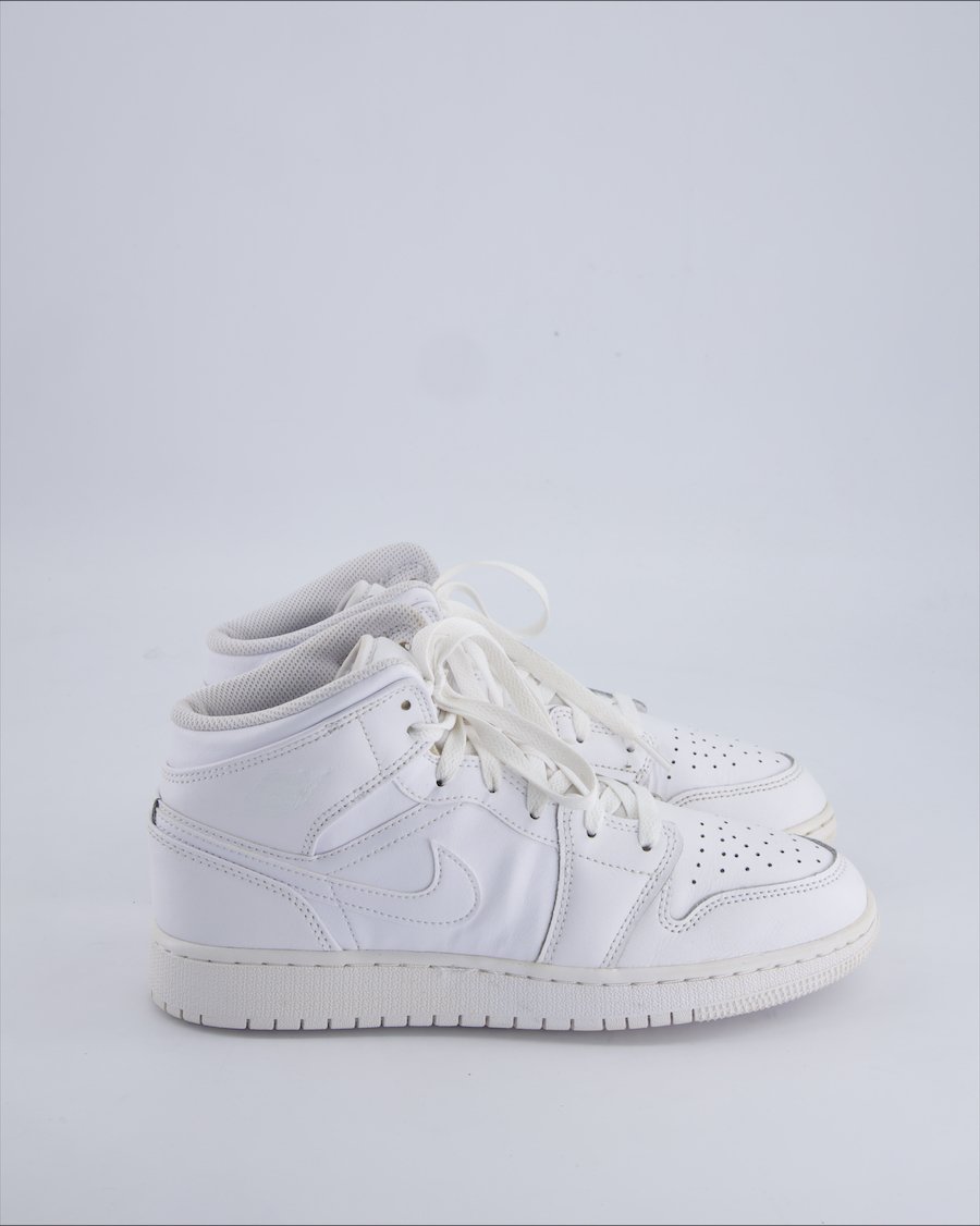 Jordan 1 Mid Trainers Leather White 40 EU